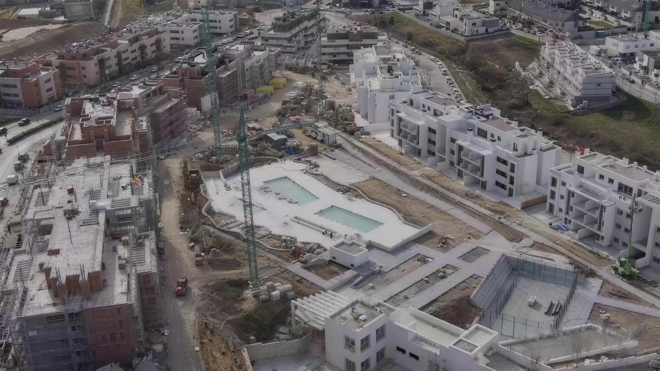 Vista aérea de una urbanización en construcción en Colmenar Viejo